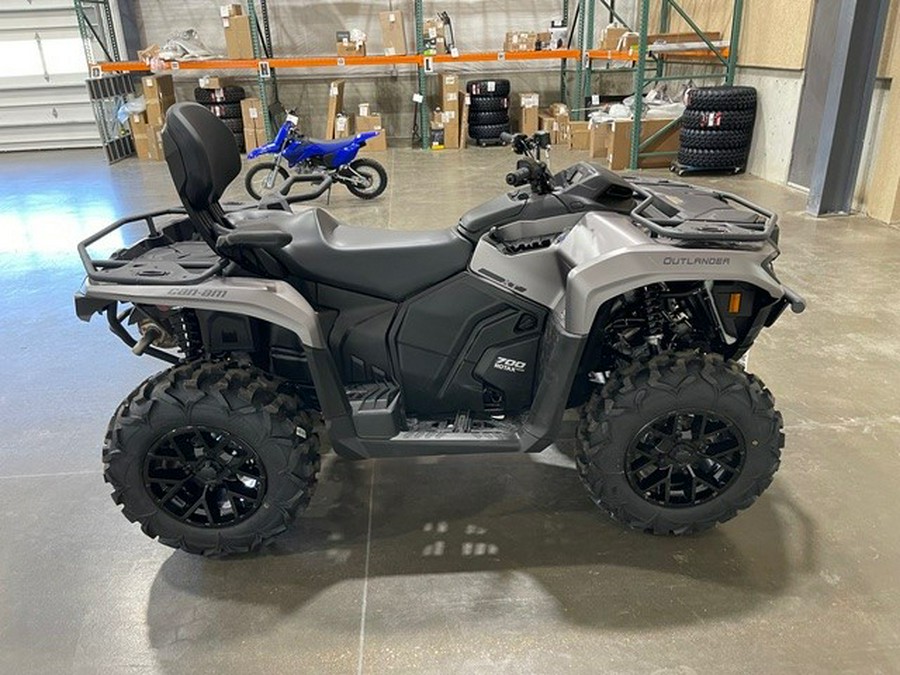 2024 Can-Am Outlander MAX XT 700