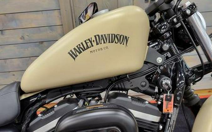 2015 Harley-Davidson® XL883N - Sportster® Iron 883™