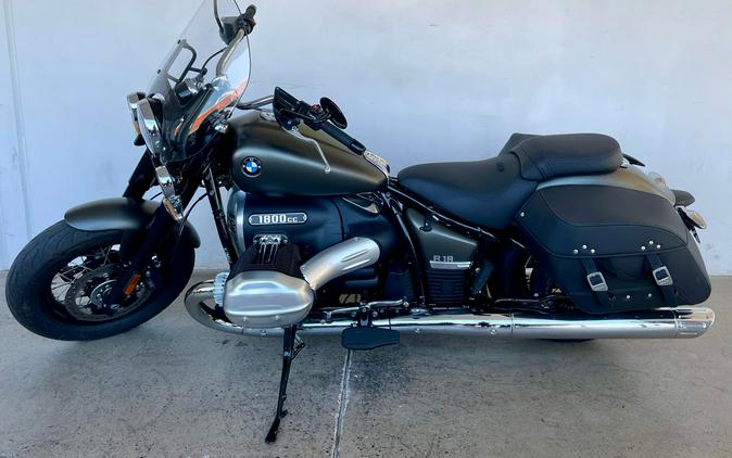 2022 BMW R18 CLASSIC