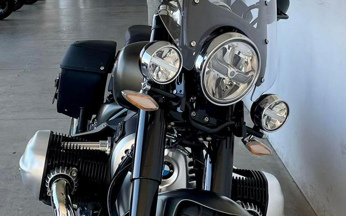 2022 BMW R18 CLASSIC