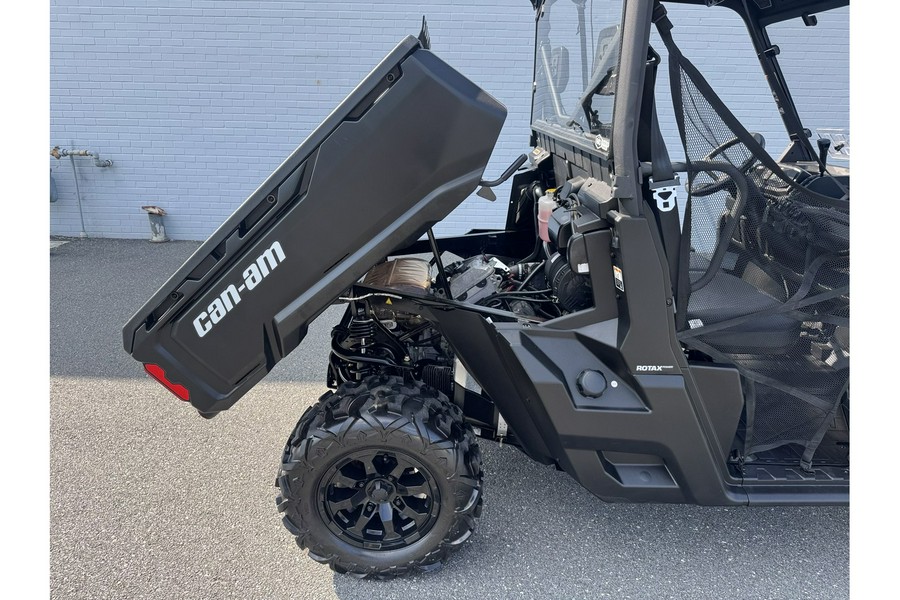 2025 Can-Am DEFENDER HD7 DPS