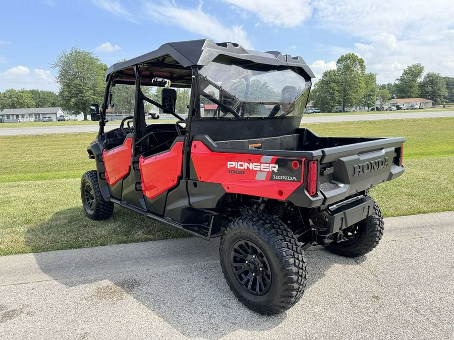 2023 Honda® Pioneer 1000-6 Deluxe Crew