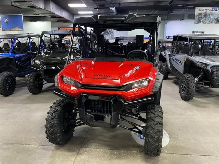 2025 Honda® Pioneer 1000-5 Base