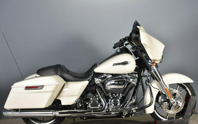 2022 Harley-Davidson Street Glide