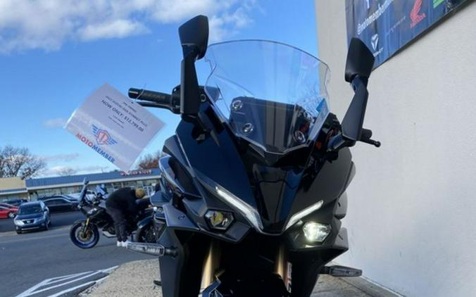 2022 Suzuki GSX-S1000GT Plus