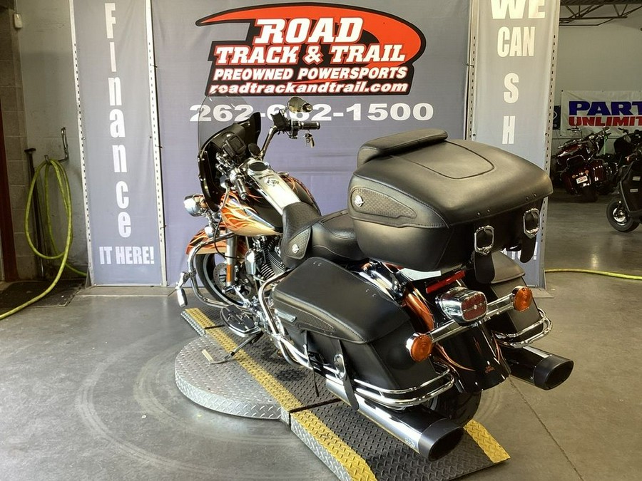 2009 Harley-Davidson® FLHRC - Road King® Classic