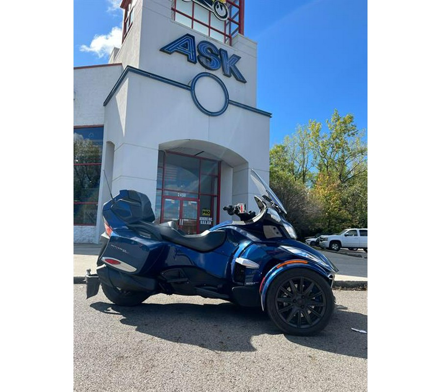 2016 Can-Am Spyder RT-S