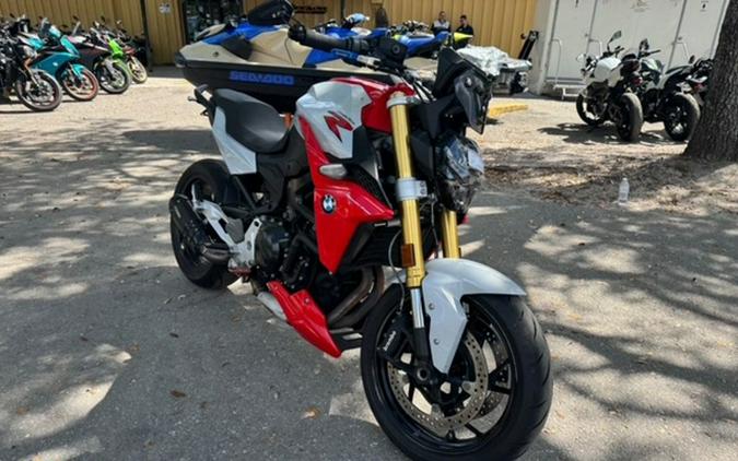 2021 BMW F 900 R Black Storm Met.