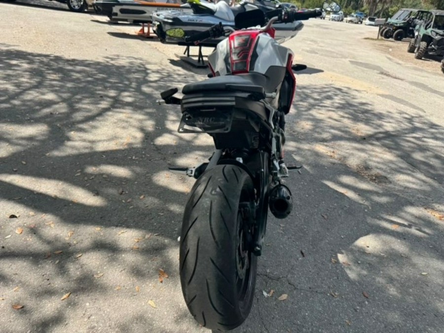 2021 BMW F 900 R Black Storm Met.