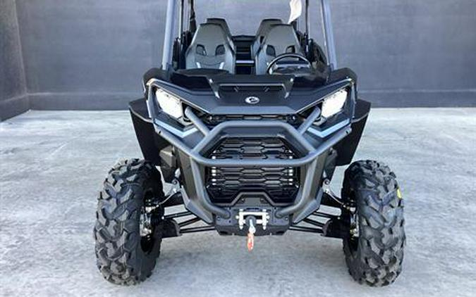 2024 Can-Am Commander MAX XT 700