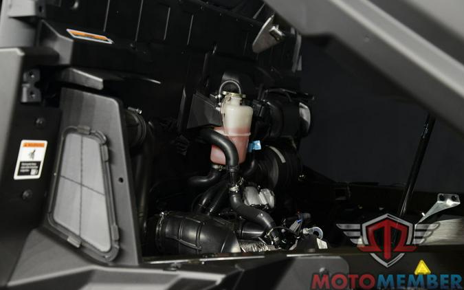 2025 Can-Am Defender DPS HD9