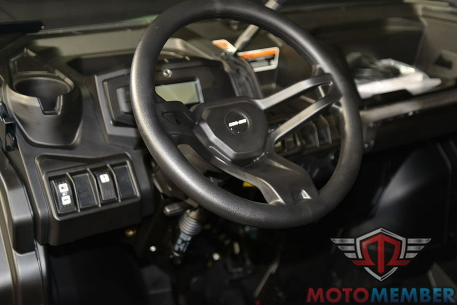 2025 Can-Am Defender DPS HD9