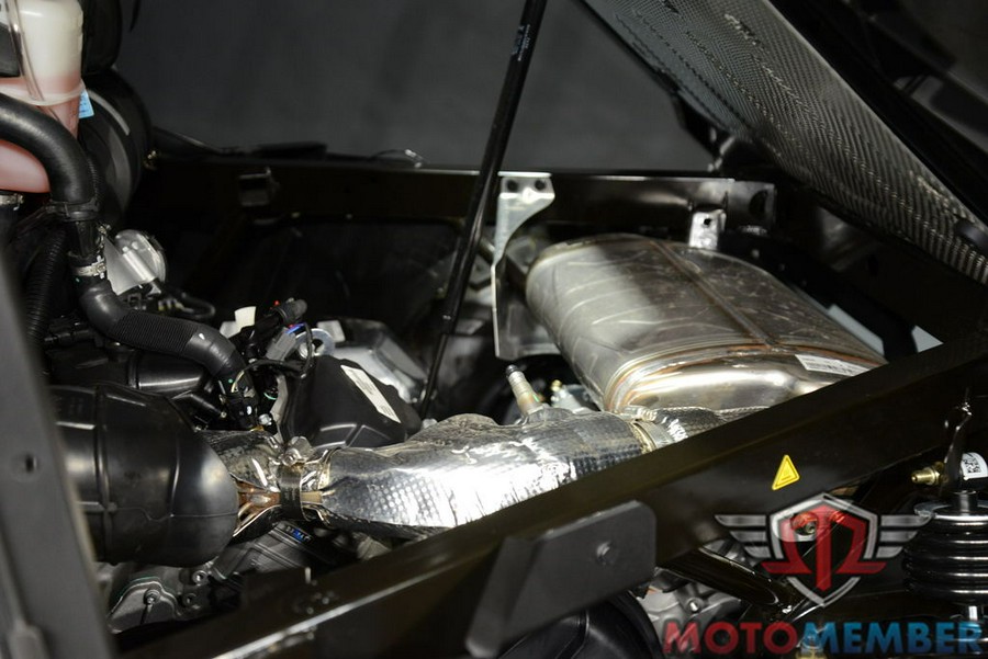 2025 Can-Am Defender DPS HD9