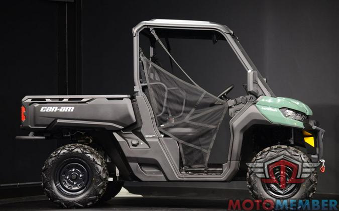 2025 Can-Am Defender DPS HD9