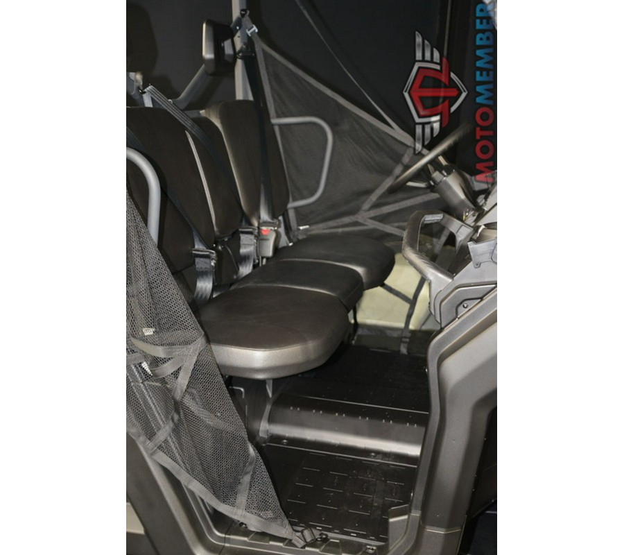 2025 Can-Am Defender DPS HD9