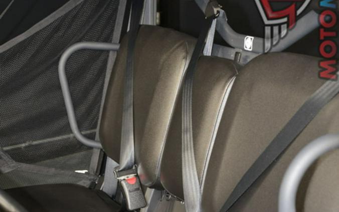 2025 Can-Am Defender DPS HD9