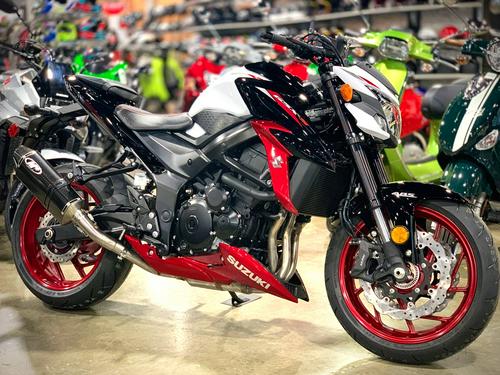 2020 Suzuki GSX-S750 MC Commute Review Photo Gallery