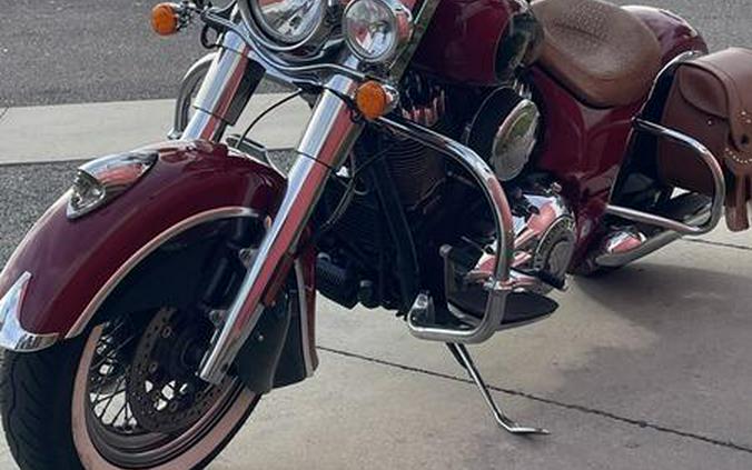 2015 Indian Motorcycle® Chief® Classic Indian Red/Thunder Black