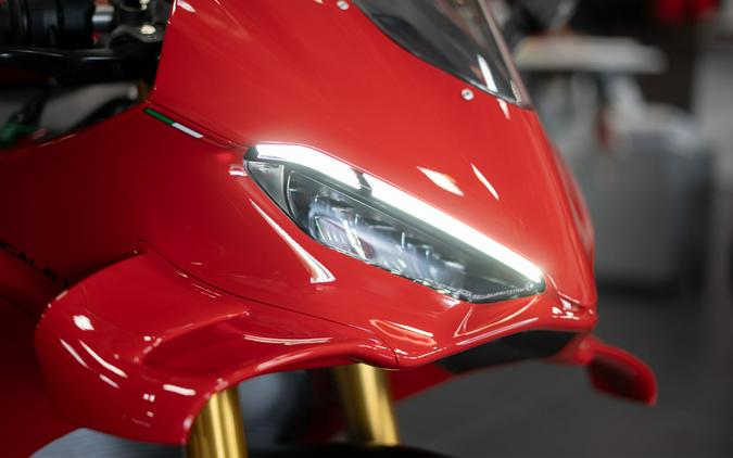 2025 Ducati Panigale V4 S