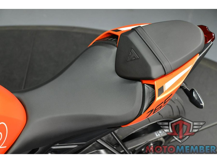 2025 Triumph STREET TRIPLE 765 R