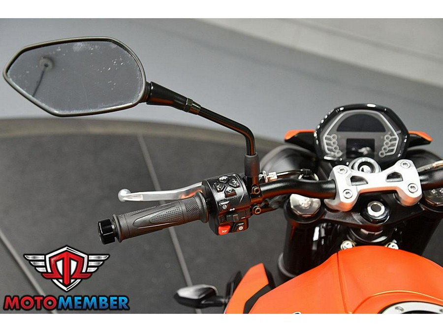 2025 Triumph STREET TRIPLE 765 R