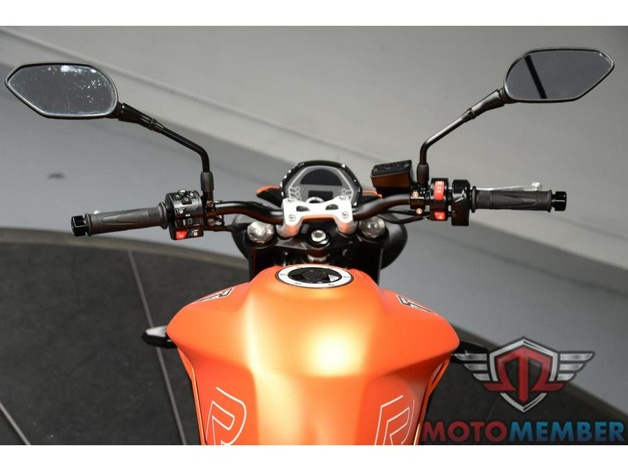 2025 Triumph STREET TRIPLE 765 R