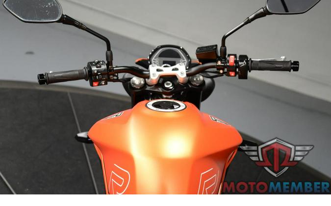 2025 Triumph STREET TRIPLE 765 R