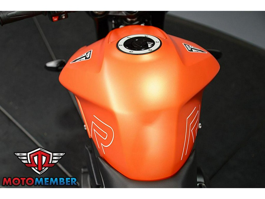 2025 Triumph STREET TRIPLE 765 R