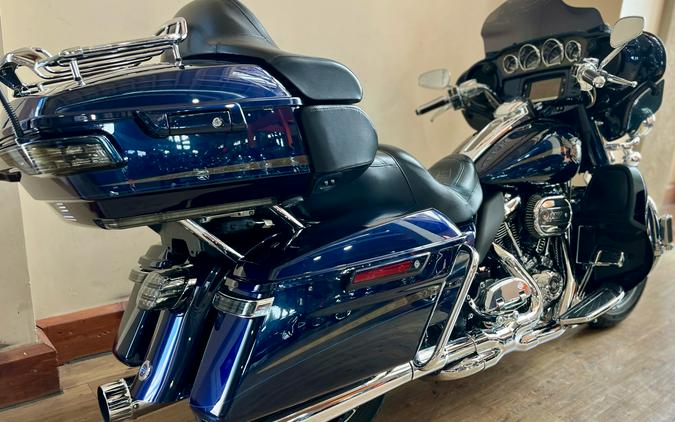 2018 Harley-Davidson 115th Anniversary CVO™ Limited