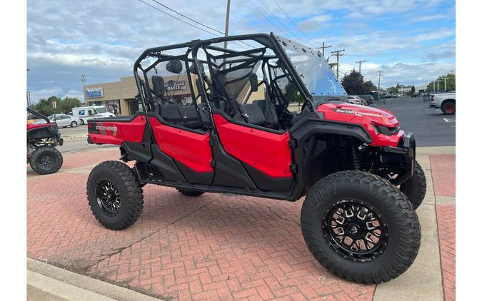 2023 Honda Pioneer 1000-6 Crew Deluxe