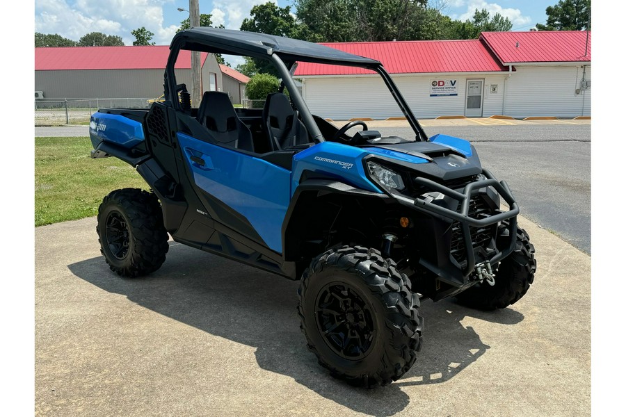 2023 Can-Am COMMANDER 700 XT