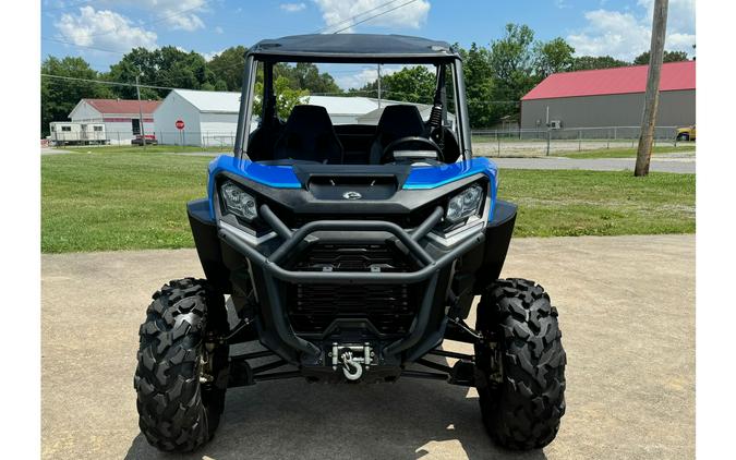 2023 Can-Am COMMANDER 700 XT