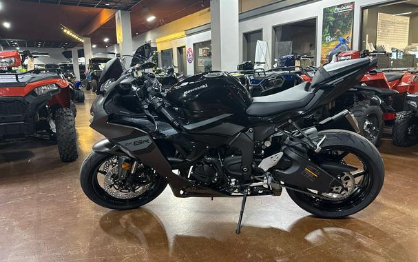 2026 Kawasaki Ninja® ZX™-6R Base