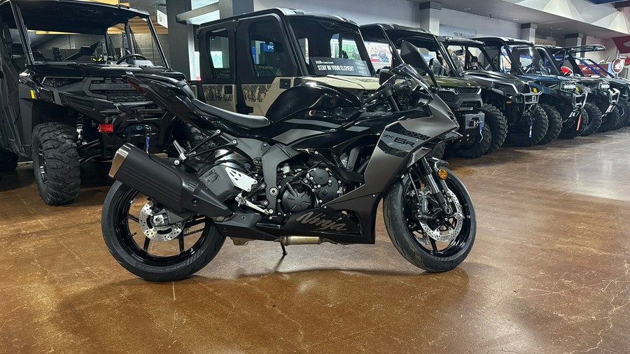 2026 Kawasaki Ninja® ZX™-6R Base