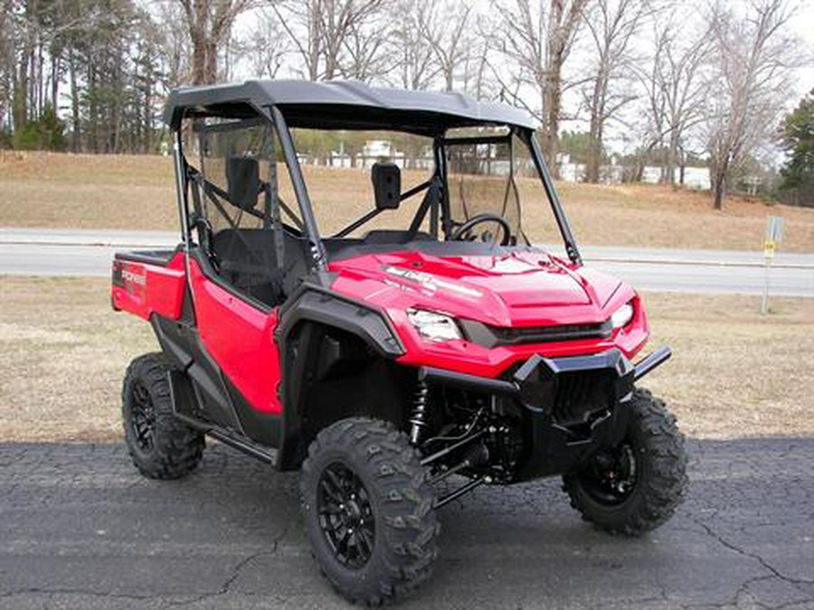 2025 Honda Pioneer 1000 Deluxe