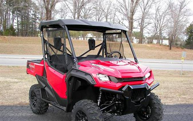 2025 Honda Pioneer 1000 Deluxe