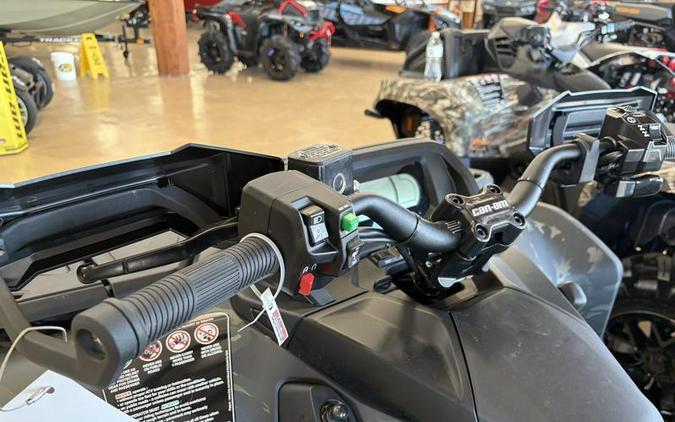 2026 Can-Am® Outlander MAX Backcountry Multicam Dark Camo