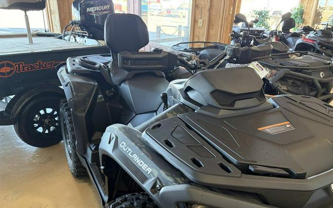 2026 Can-Am® Outlander MAX Backcountry Multicam Dark Camo