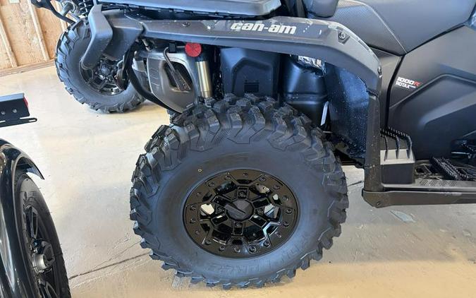 2026 Can-Am® Outlander MAX Backcountry Multicam Dark Camo