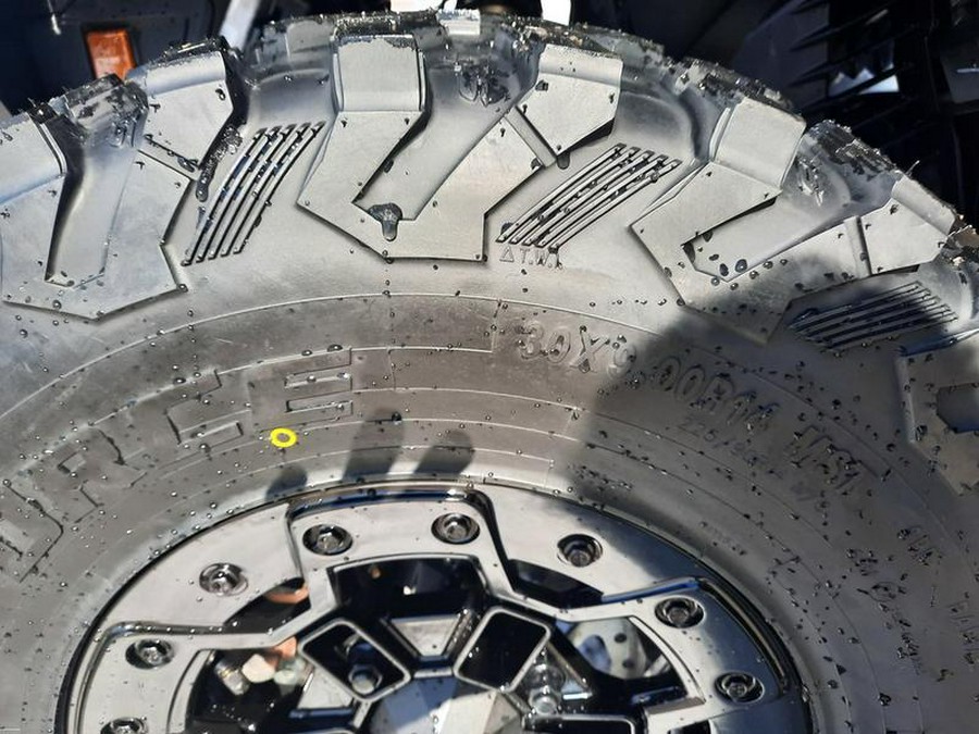 2026 Can-Am® Outlander MAX Backcountry Multicam Dark Camo