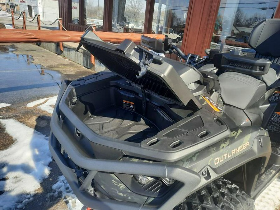 2026 Can-Am® Outlander MAX Backcountry Multicam Dark Camo