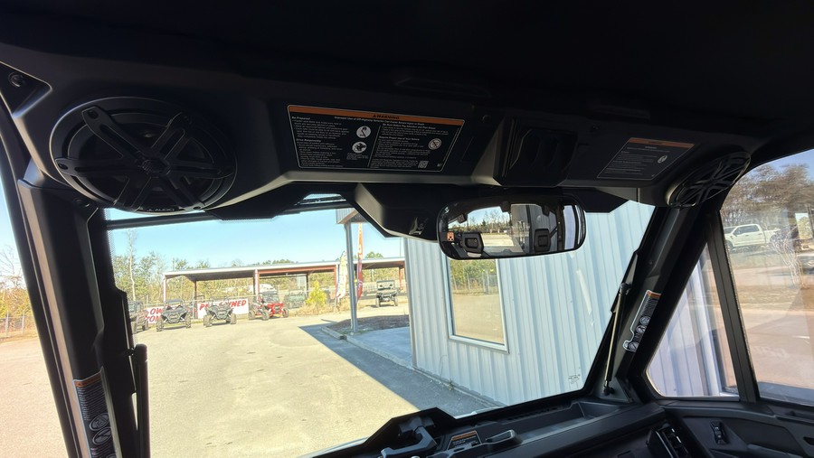 2026 Can-Am Defender Limited HD11