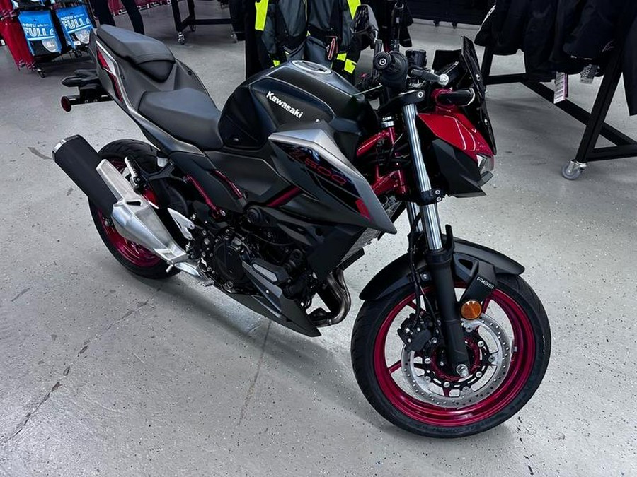 2024 Kawasaki Z500 SE ABS