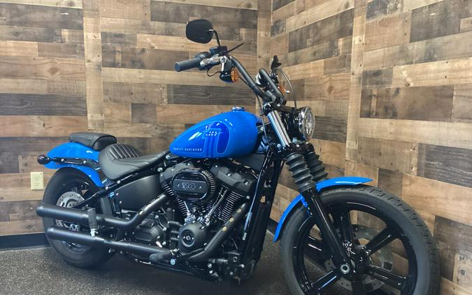 2022 Harley-Davidson Street Bob 114 Fastback Blue FXBBS