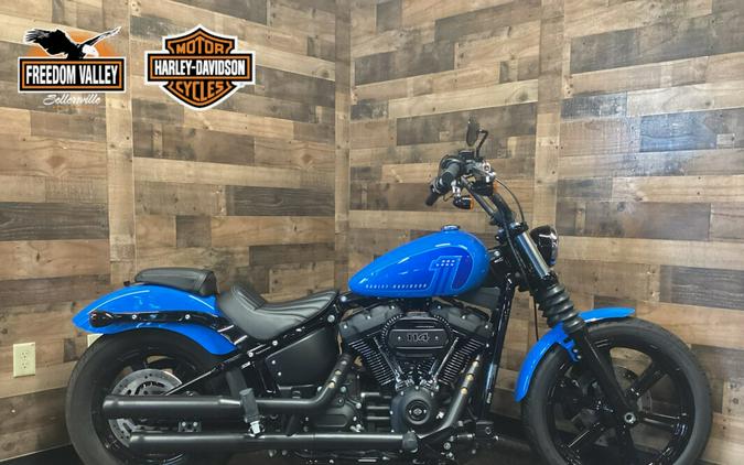 2022 Harley-Davidson Street Bob 114 Fastback Blue FXBBS