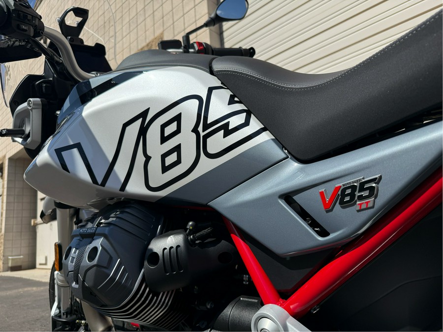 2025 Moto Guzzi V85 TT