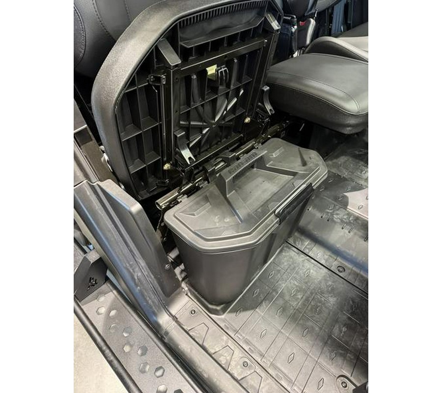 2025 Can-Am® Defender MAX Limited HD10 Desert Tan & Stealth Black