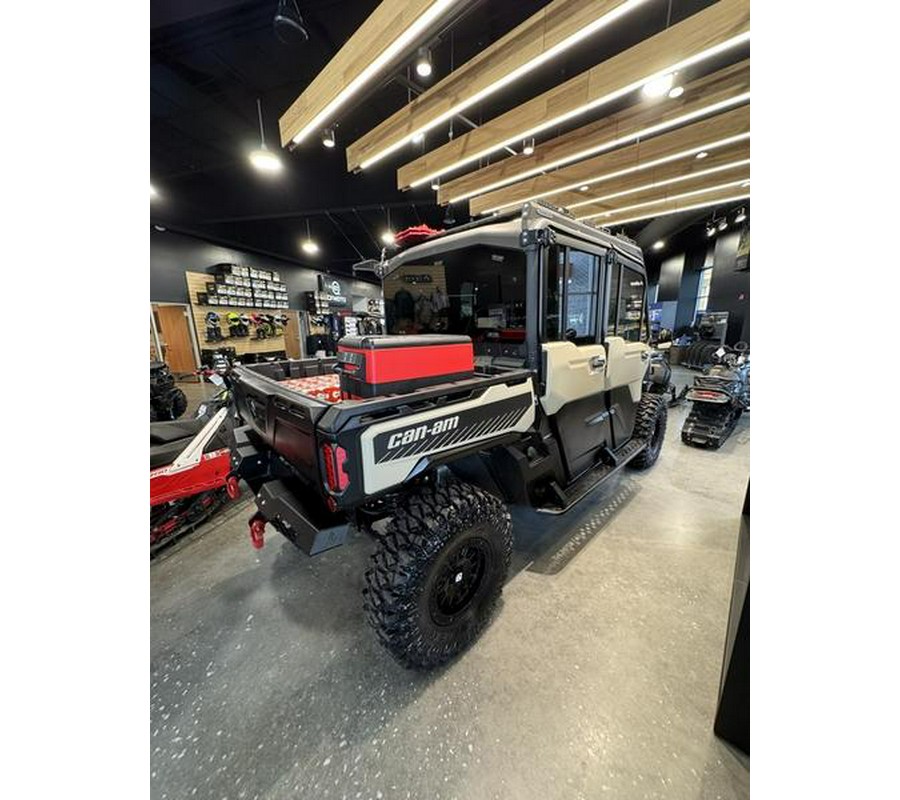 2025 Can-Am® Defender MAX Limited HD10 Desert Tan & Stealth Black