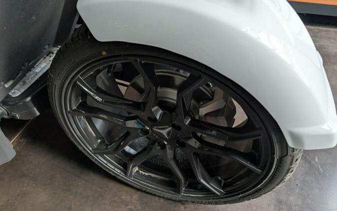 2023 Slingshot Slingshot S w/ Technology Package 1 - Manual