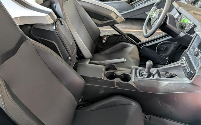 2023 Slingshot Slingshot S w/ Technology Package 1 - Manual